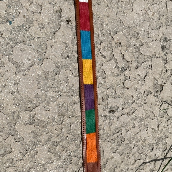 Woven southwestern style belt multi colored with gold tone buckle M to L - Picture 5 of 8